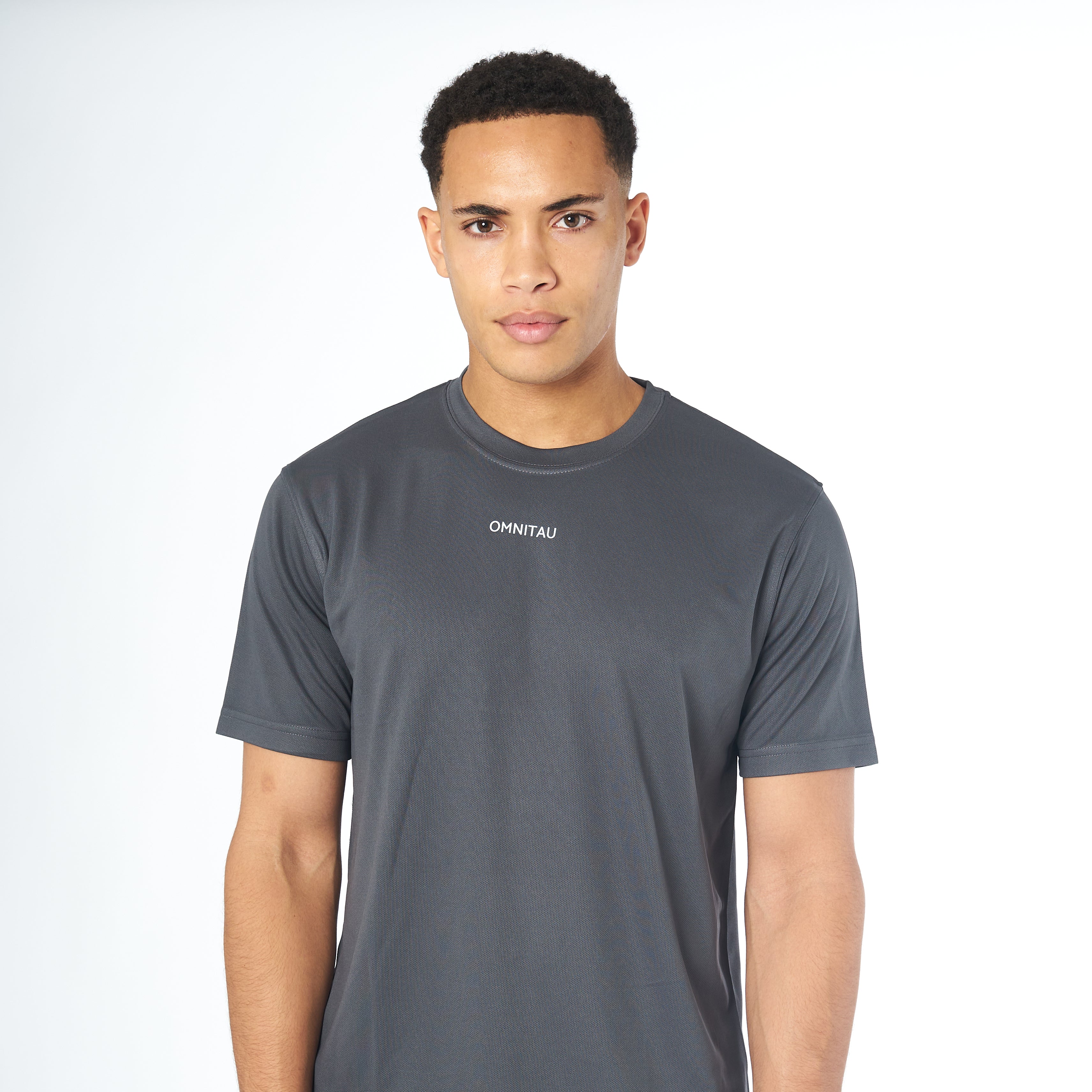 Omnitau Men's Strive Recycled Technical T-Shirt - Charcoal Grey